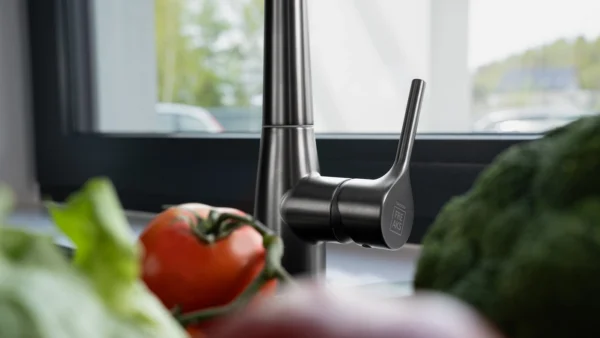 Bezdotykowa bateria z czujnikiem ruchu Touchless Freaks